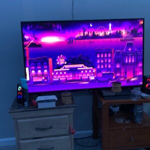 Its a TCL 45in tv